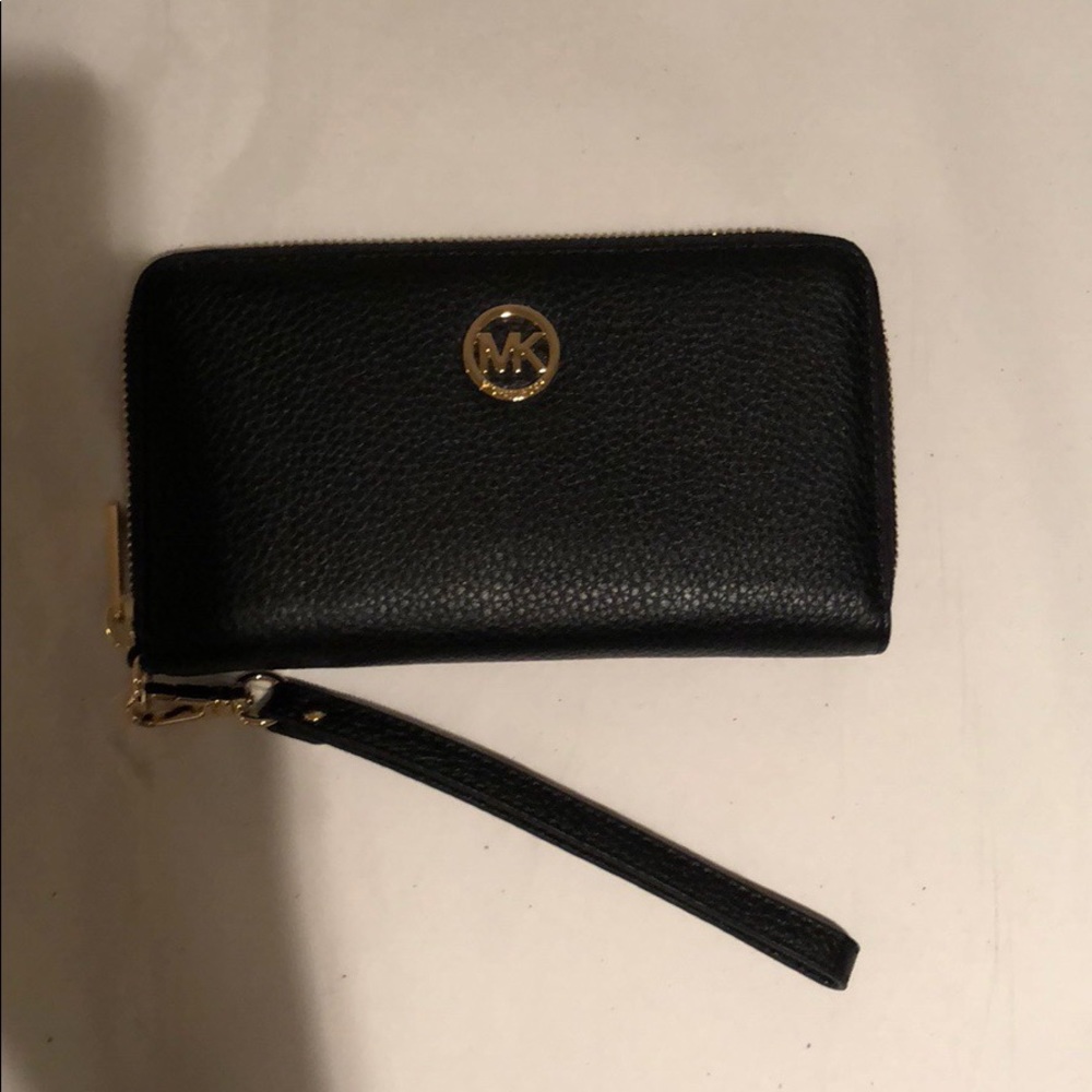 Michael Kors Black Fulton Multifunction phone case